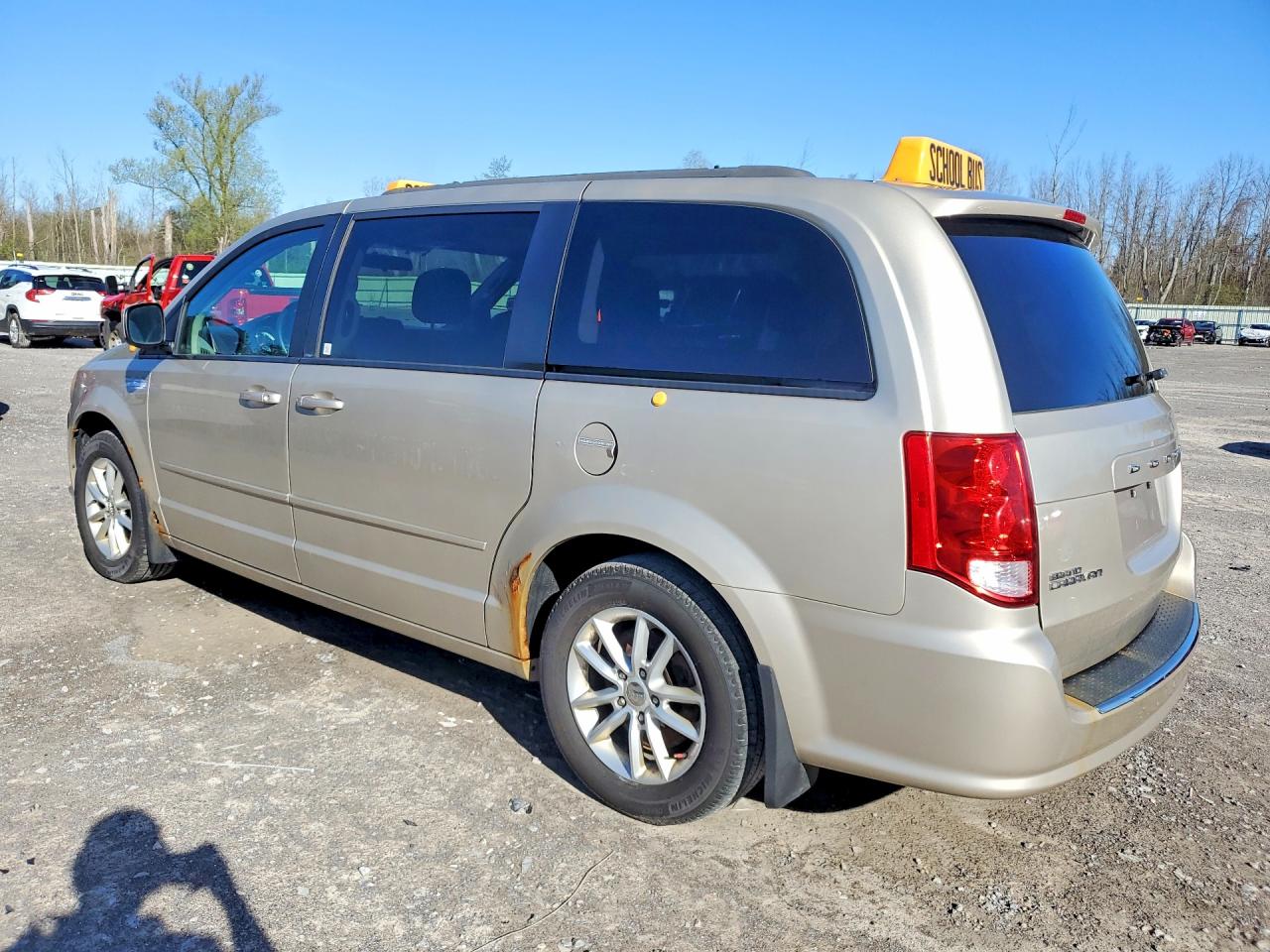 2014 Dodge Grand Caravan Sxt Beige vin: 2C4RDGCG3ER291569