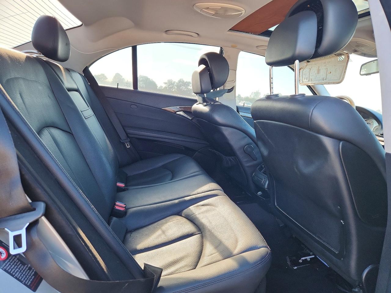 2007 Mercedes-benz E 350 Silver vin: WDBUF56XX7B153855