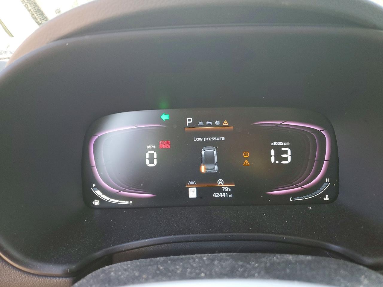2024 Kia Soul Lx Белый vin: KNDJ23AU4R7229514