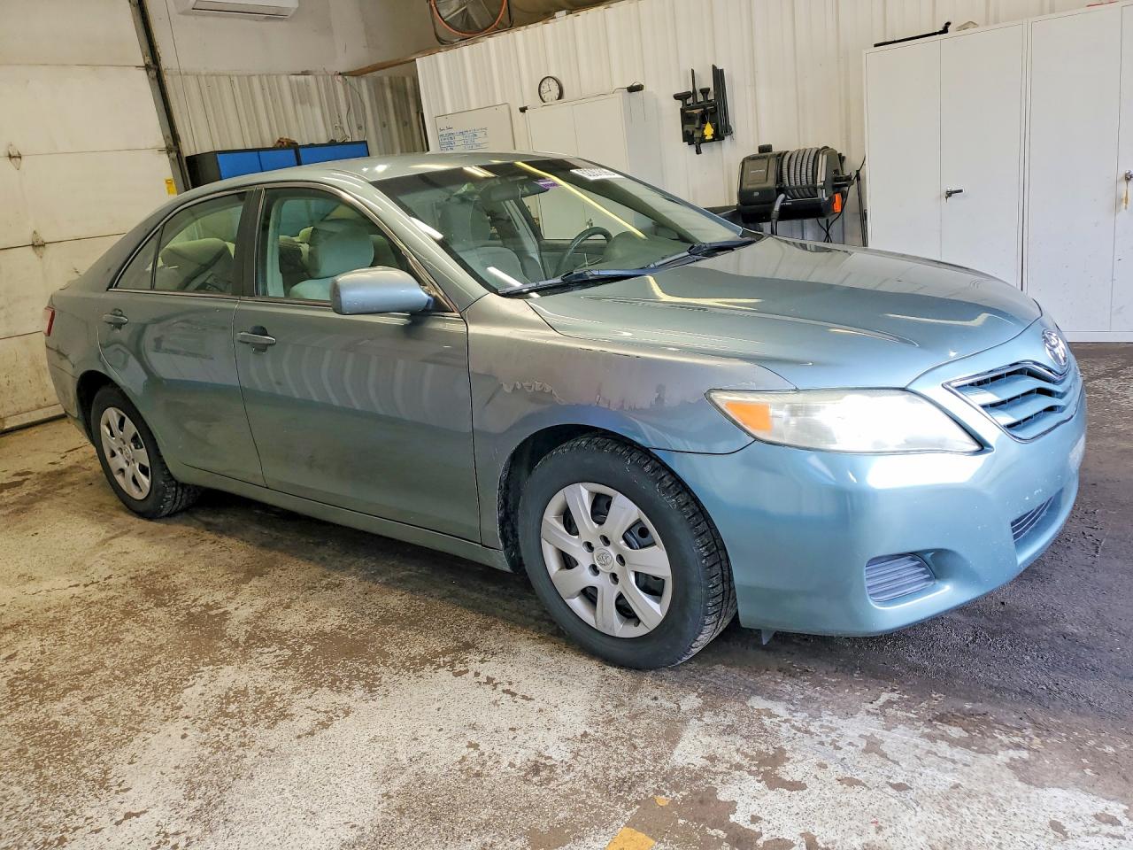2011 Toyota Camry Le Teal vin: 4T1BF3EK8BU684130