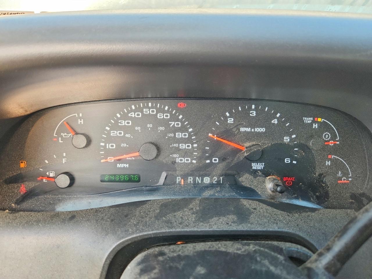 2004 Ford F250 Super Duty Белый vin: 1FTNX21L14EA85543