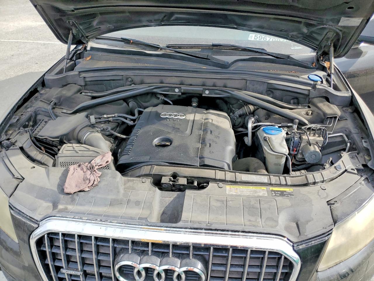 2014 Audi Q5 Premium Black vin: WA1CFAFP7EA053201