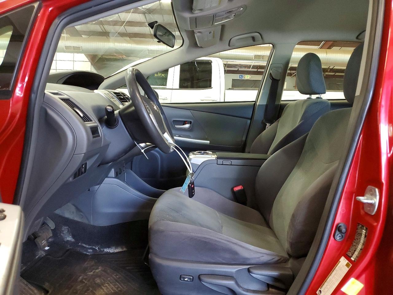 2013 Toyota Prius V Three Red vin: JTDZN3EU4D3190475