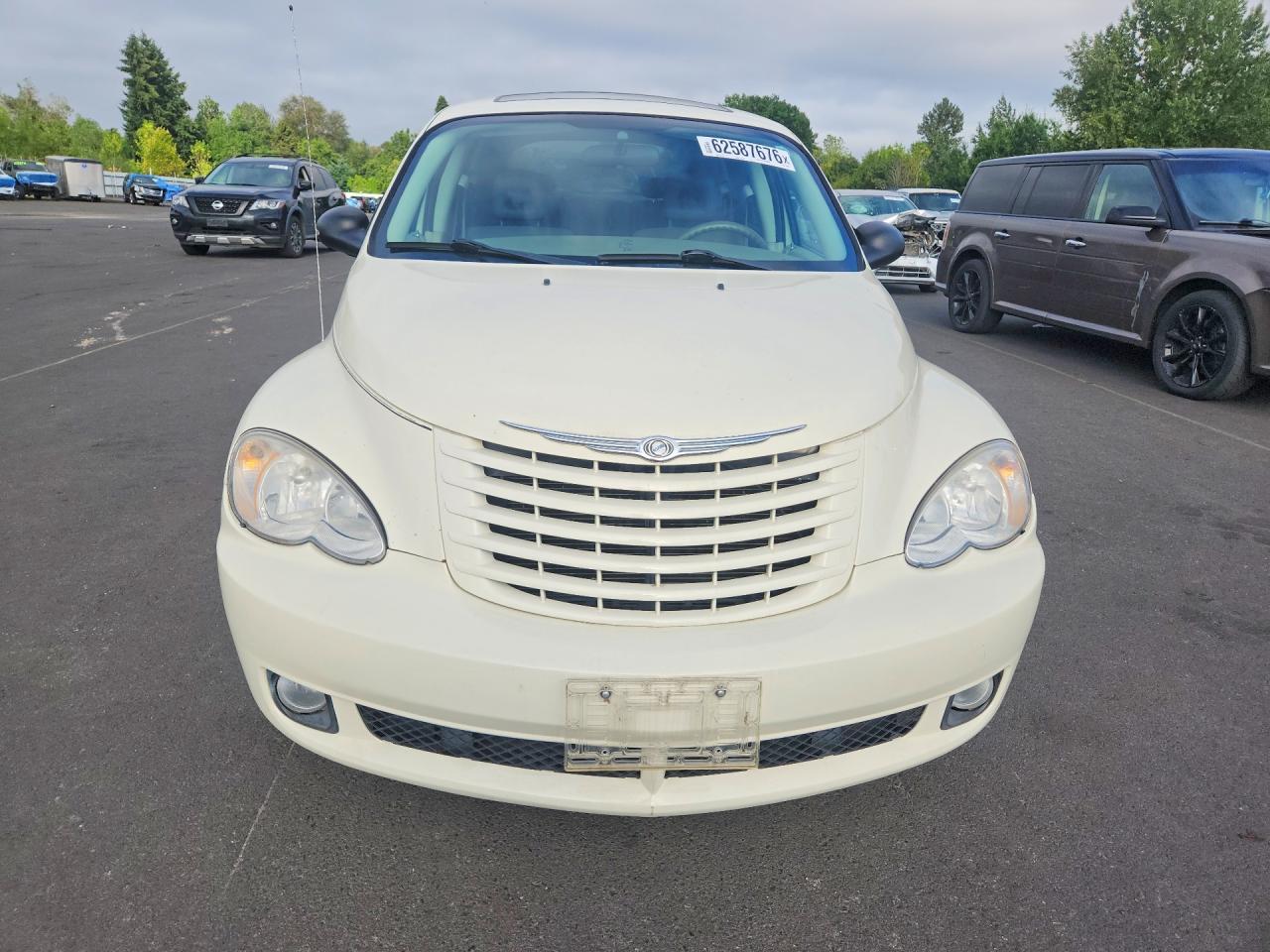 2008 Chrysler Pt Cruiser Touring Cream vin: 3A8FY58B88T156557