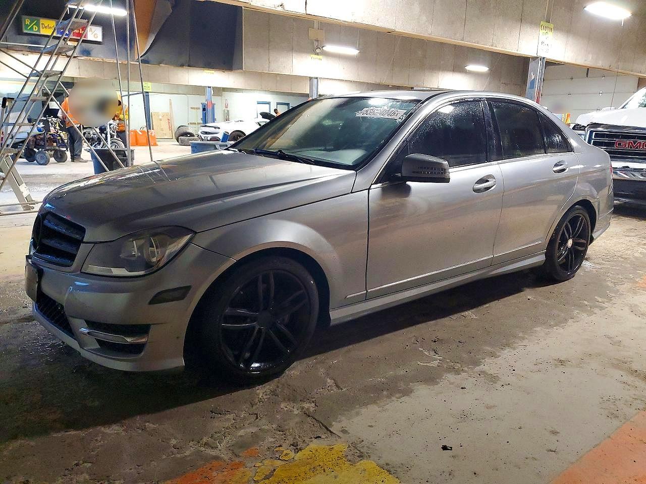 2012 Mercedes-benz C 300 4matic Gray vin: WDDGF8BB5CF908798