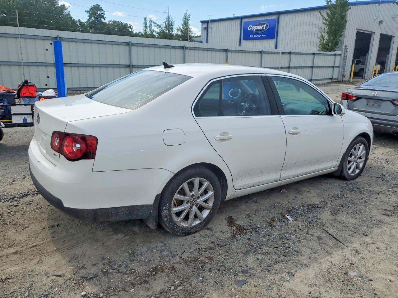 2010 Volkswagen Jetta Se Белый vin: 3VWRZ7AJ8AM045549