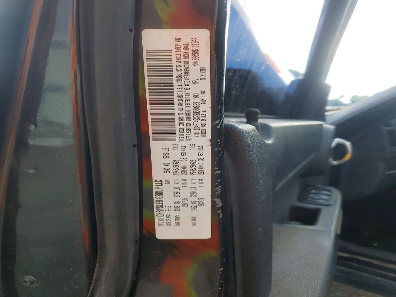 2011 Dodge Nitro Heat Black vin: 1D4PT4GX7BW500689