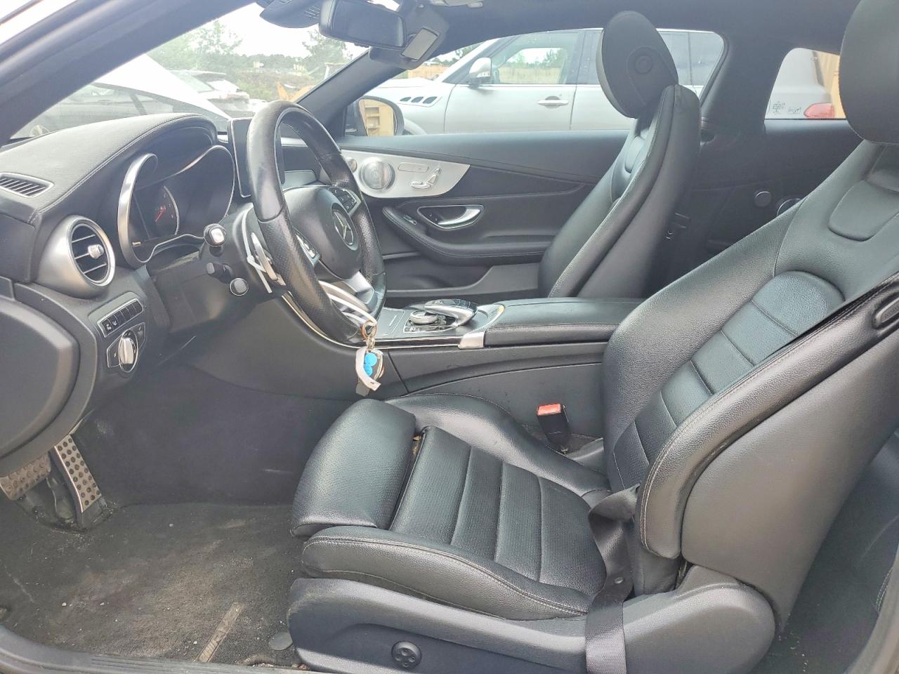 2017 Mercedes-benz C 300 Черный vin: WDDWJ4JB2HF360545