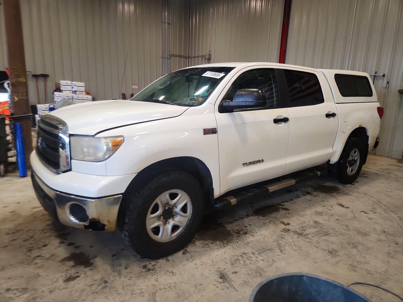 2010 Toyota Tundra Crewmax Sr5 White vin: 5TFDW5F19AX151943