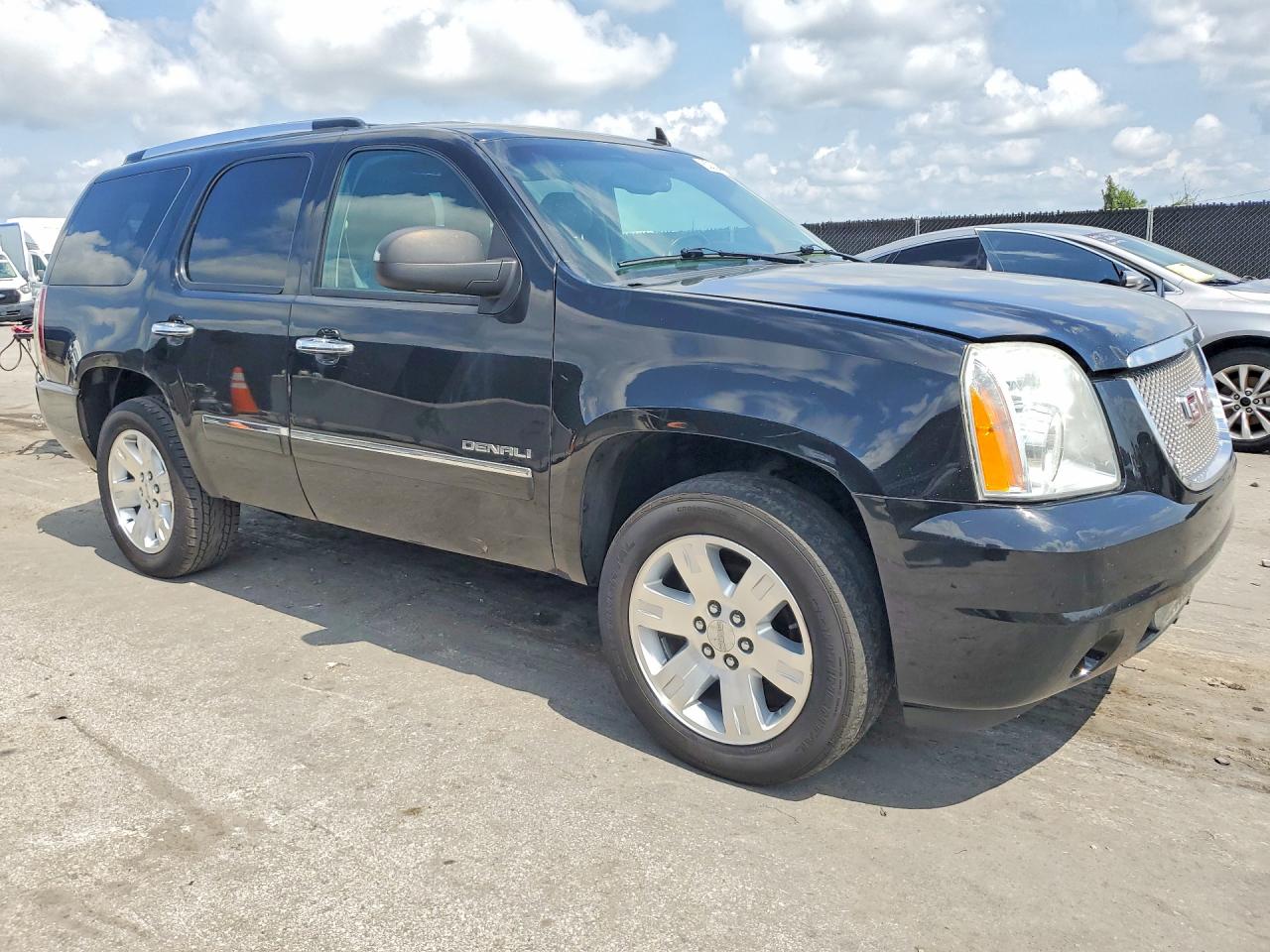 2012 Gmc Yukon Denali Black vin: 1GKS2EEF2CR186612