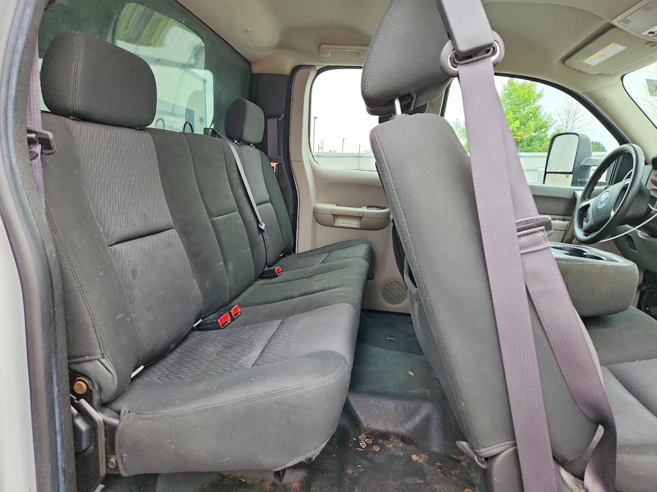 2013 Chevrolet Silverado K2500 Heavy Duty White vin: 1GC2KVCG8DZ158337