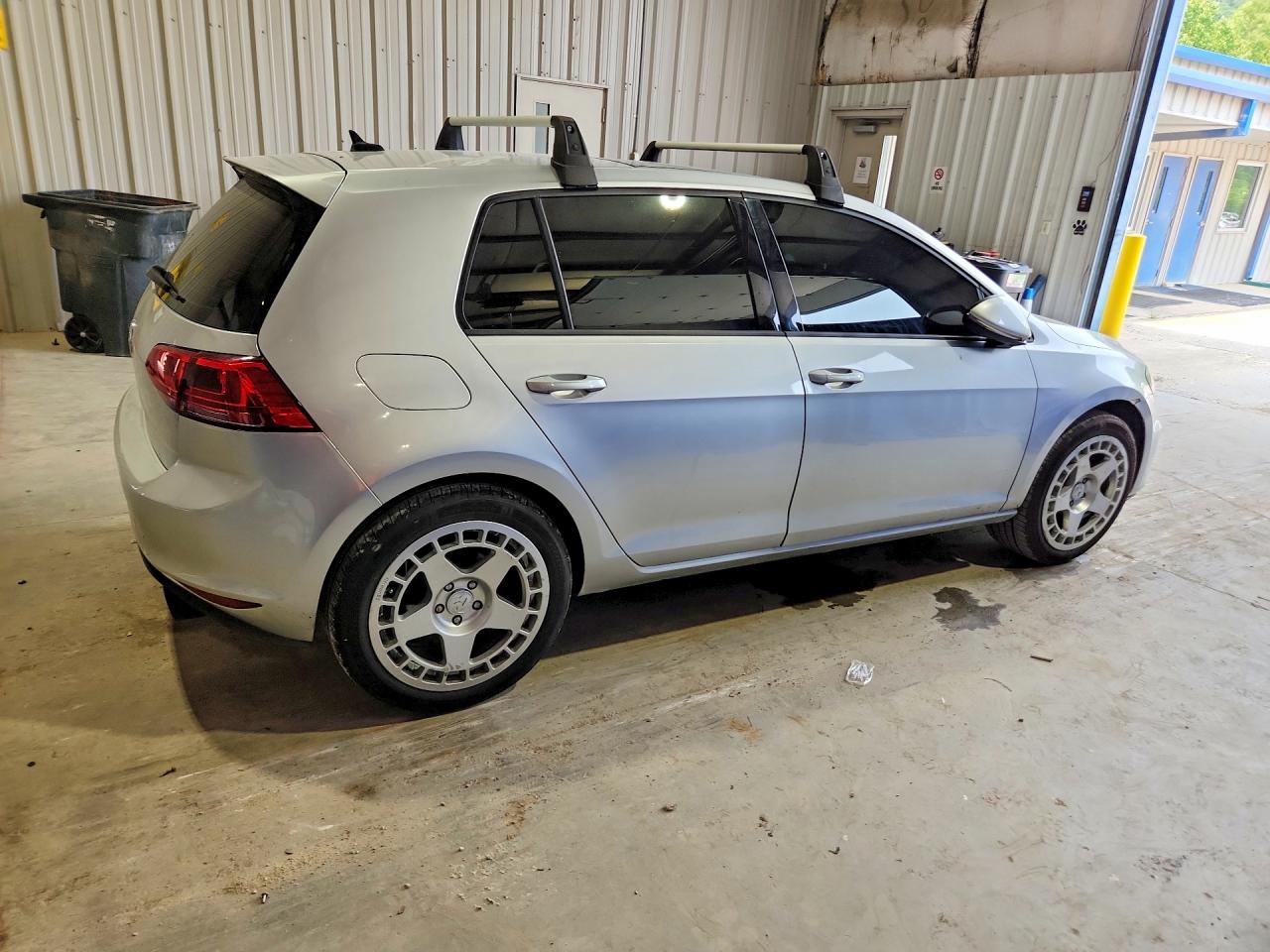 2015 Volkswagen Gti Silver vin: 3VW5T7AU2FM013519