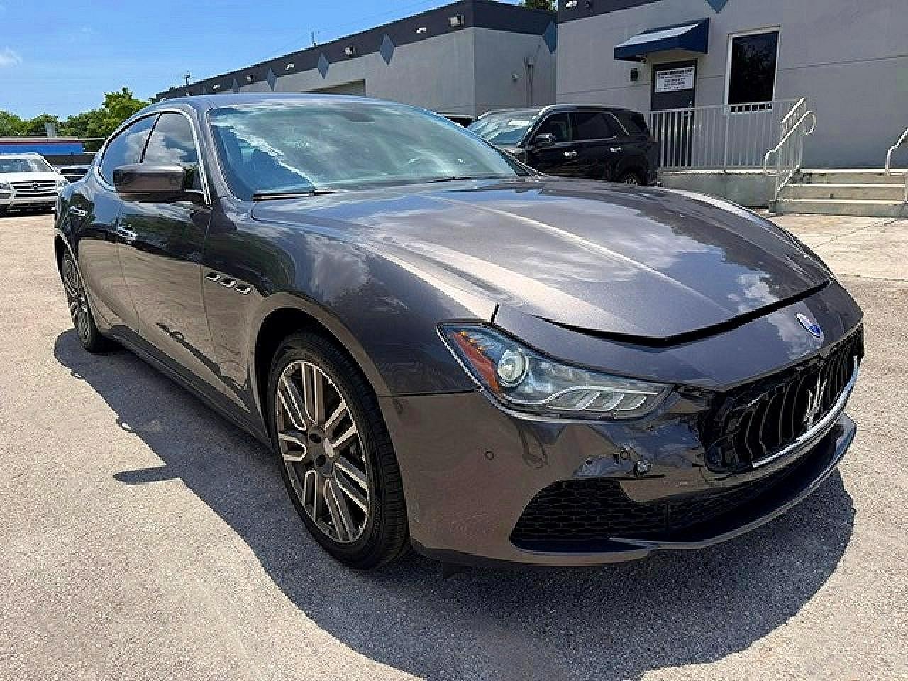 2015 Maserati Ghibli Gray vin: ZAM57XSA9F1134858