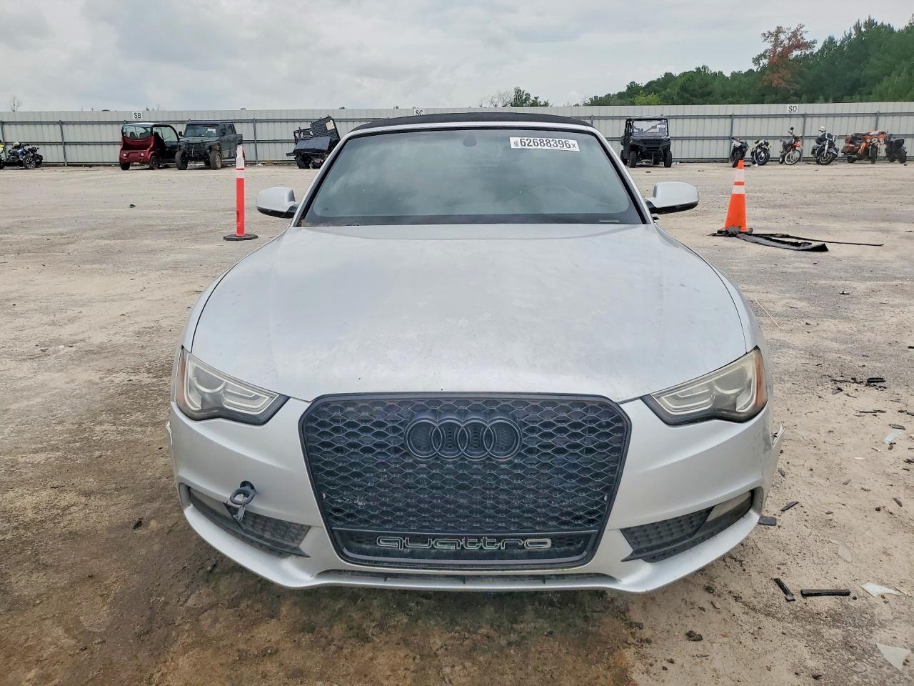 2013 Audi A5 Premium Plus Silver vin: WAULFAFH6DN009757