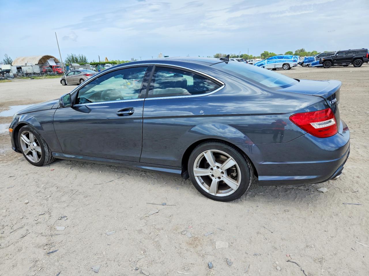 2013 Mercedes-benz C 250 Gray vin: WDDGJ4HBXDF989457