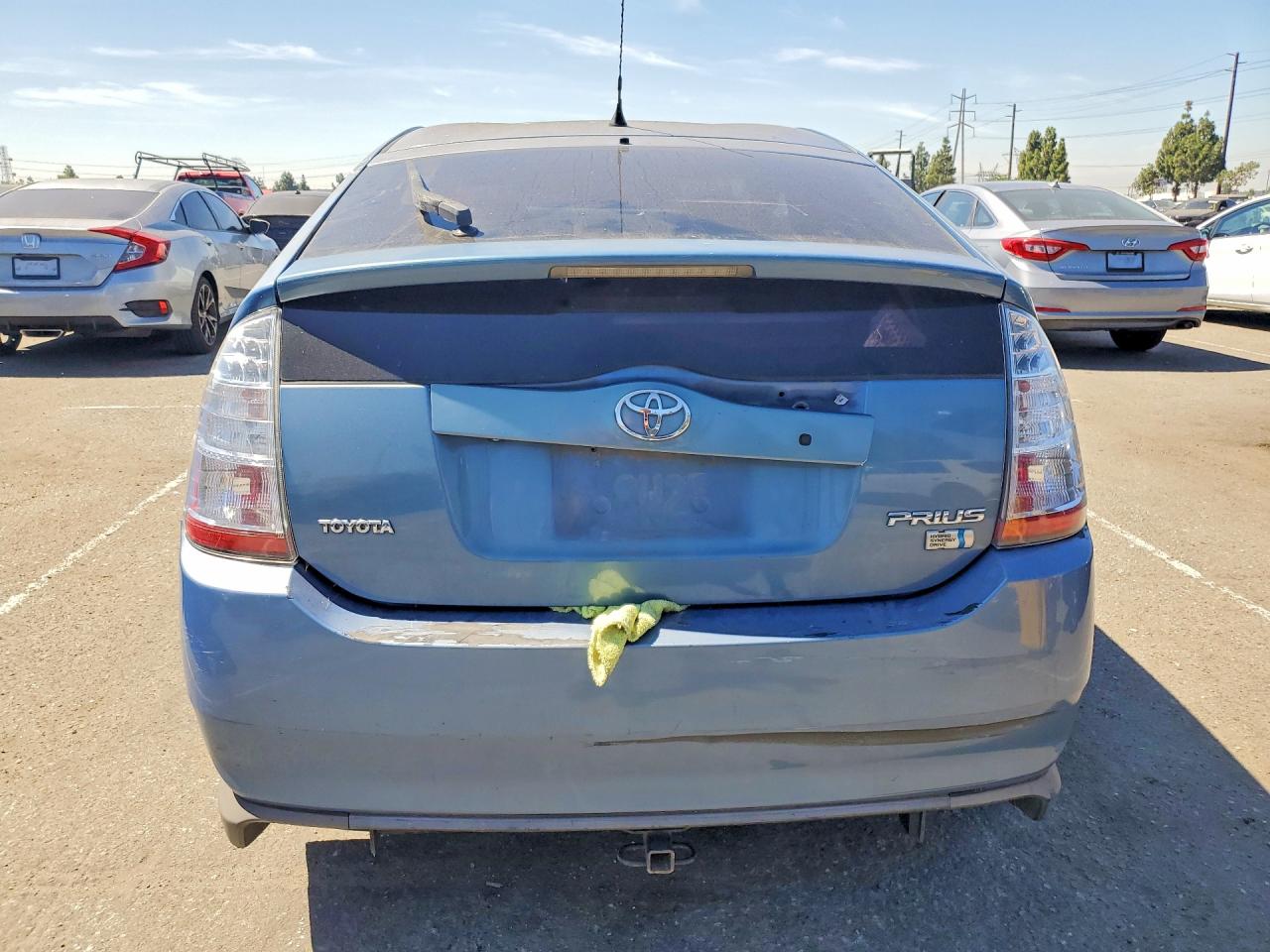 2007 Toyota Prius Base Blue vin: JTDKB20U977675686