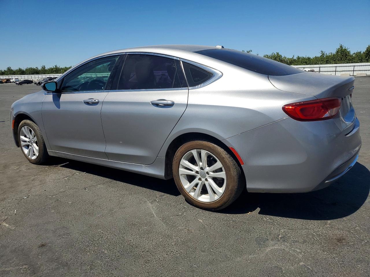 2015 Chrysler 200 Limited Silver vin: 1C3CCCAB9FN693060