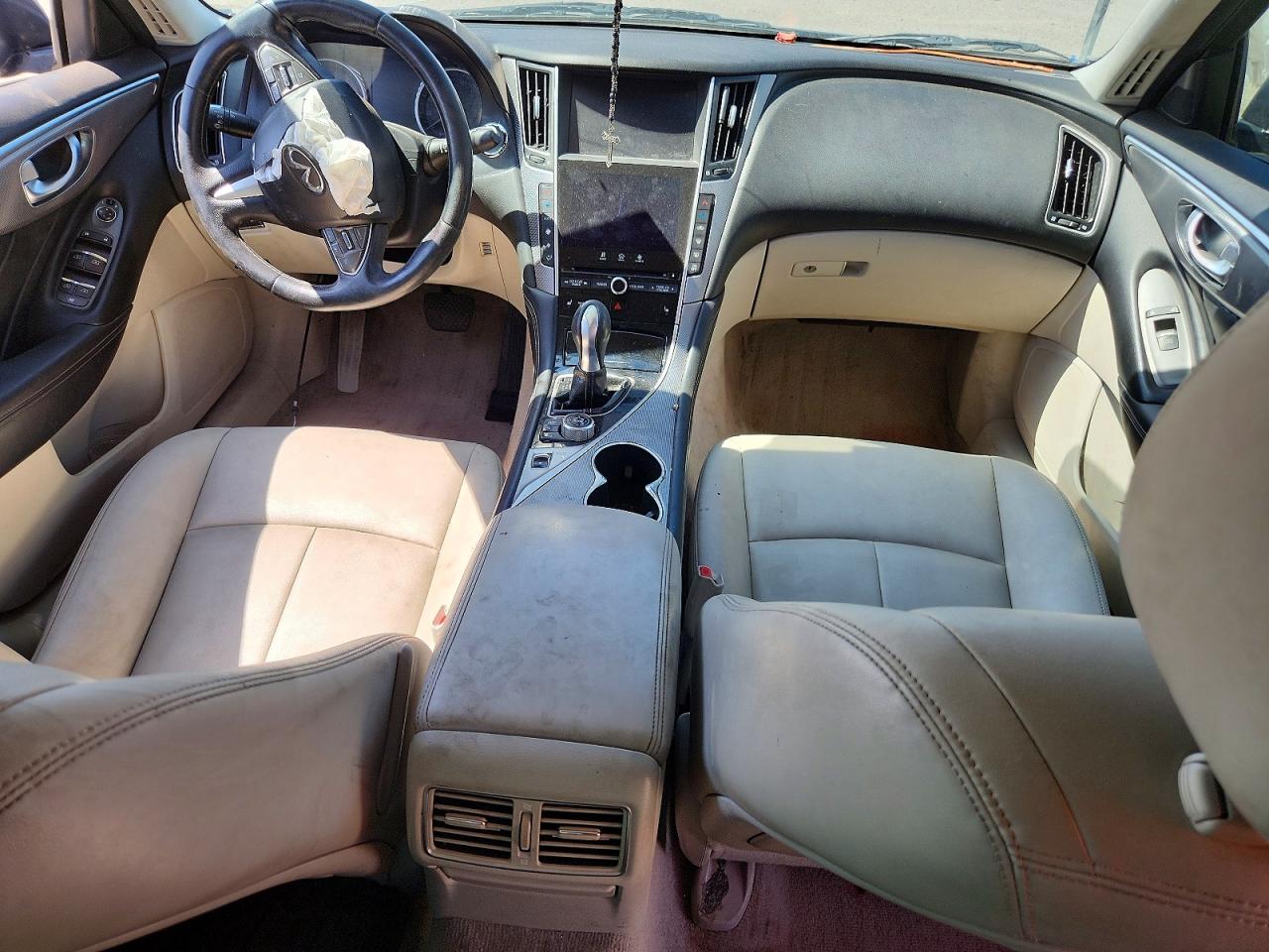 2015 Infiniti Q50 Premium Silver vin: JN1BV7AP4FM358172