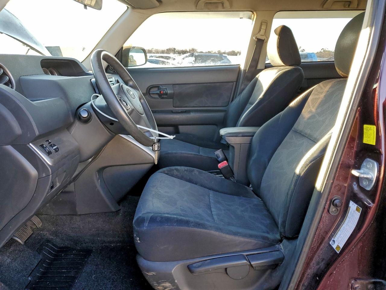 2011 Toyota Scion Xb Purple vin: JTLZE4FE6B1123449
