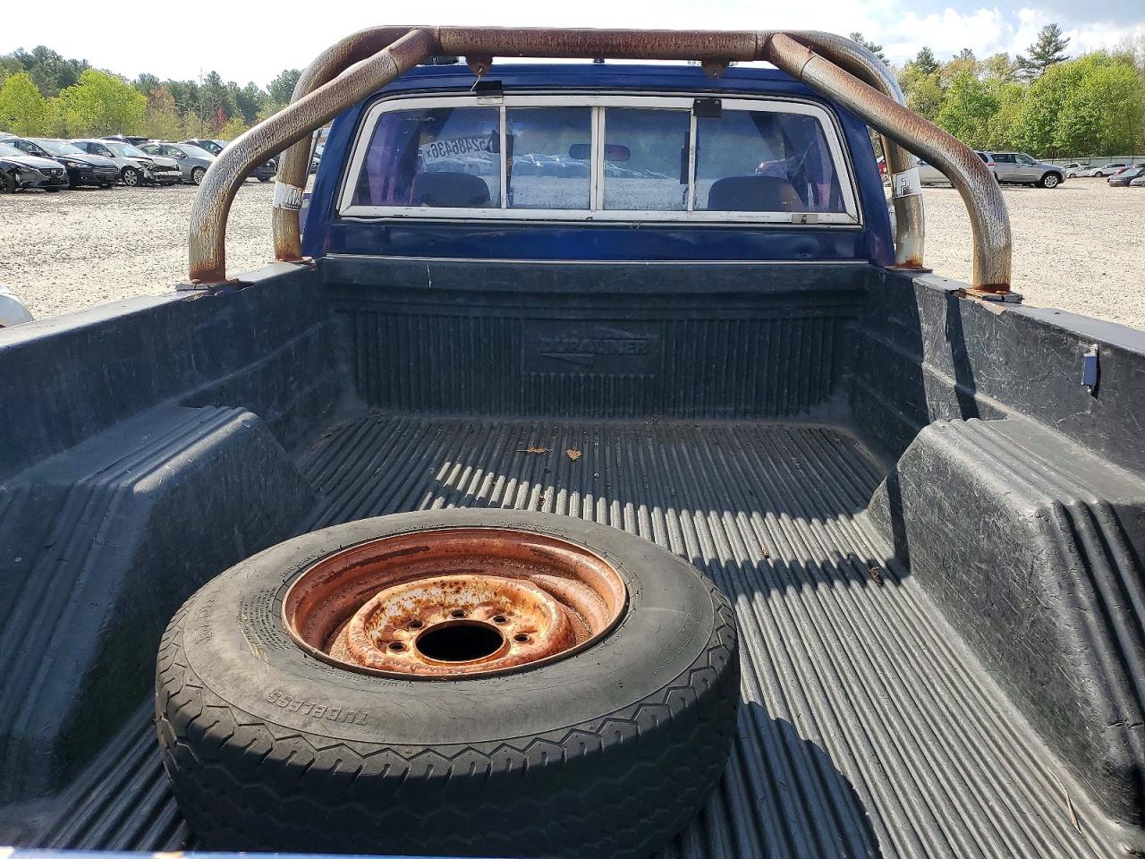 1985 Chevrolet C20 Синий vin: 2GCGC24M1F1118019