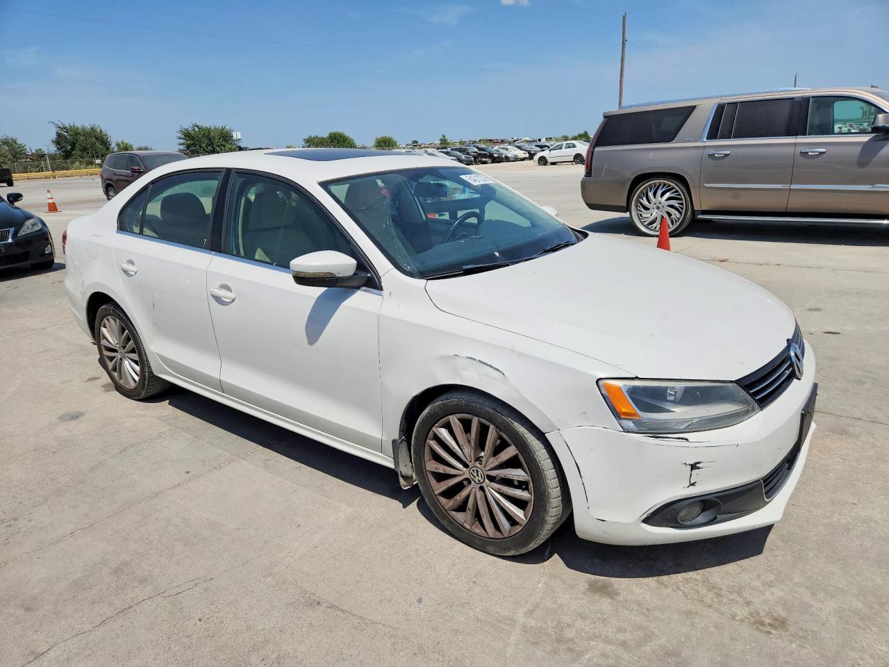 2011 Volkswagen Jetta Sel White vin: 3VWLX7AJ6BM374408