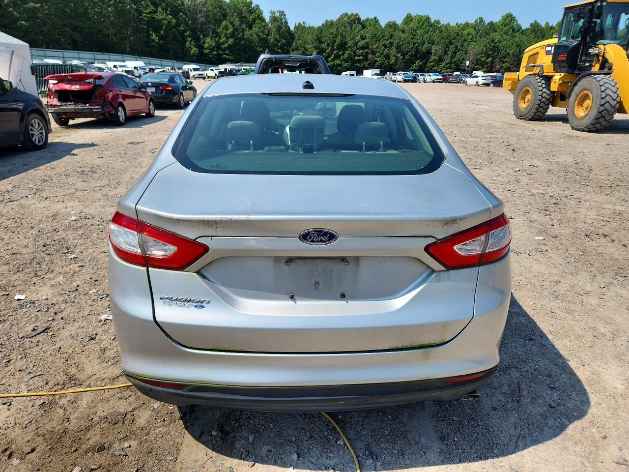 2013 Ford Fusion S Silver vin: 3FA6P0G73DR138572