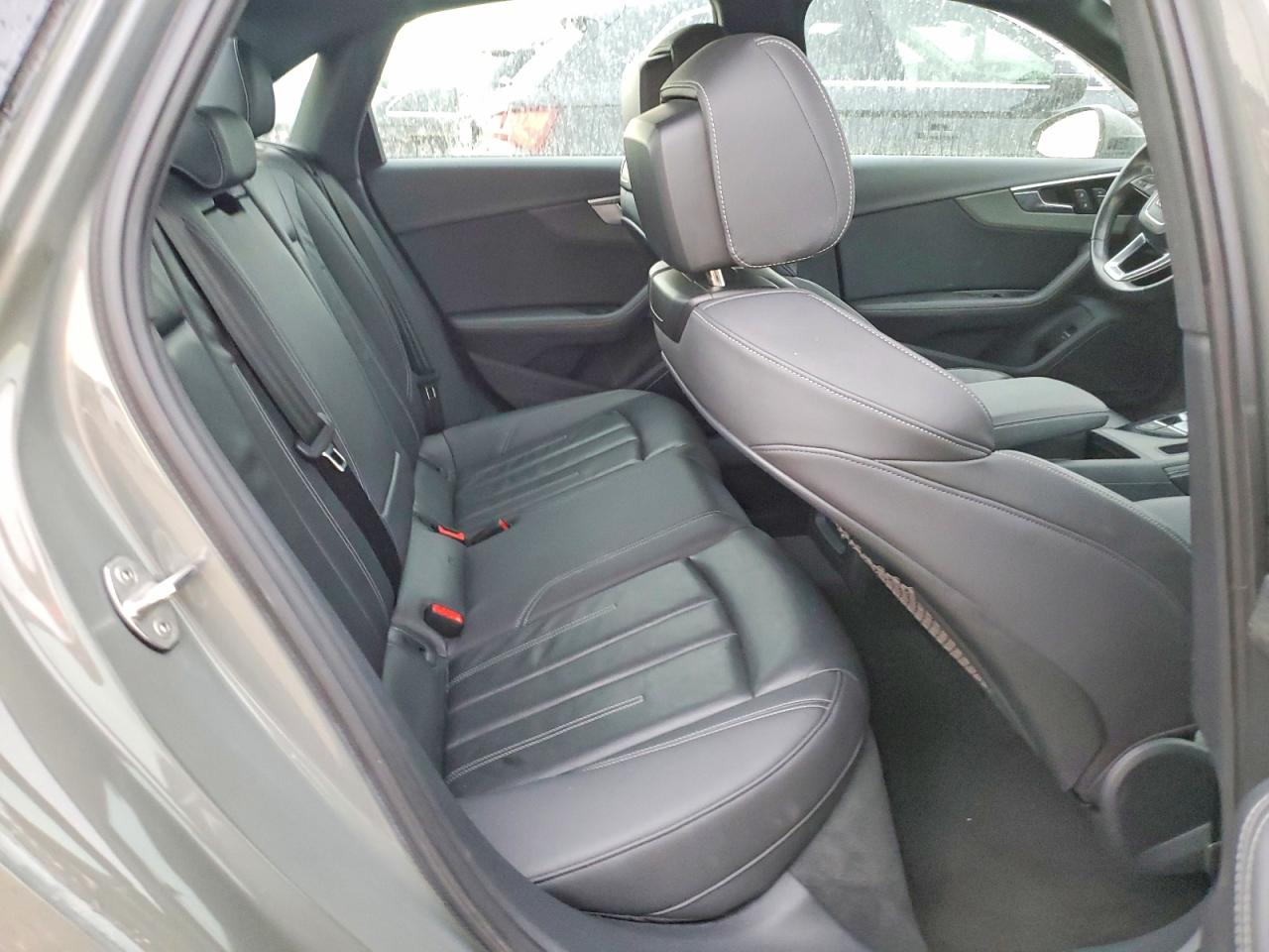 2023 Audi A4 Premium Plus 45 Серый vin: WAUEAAF47PN002146