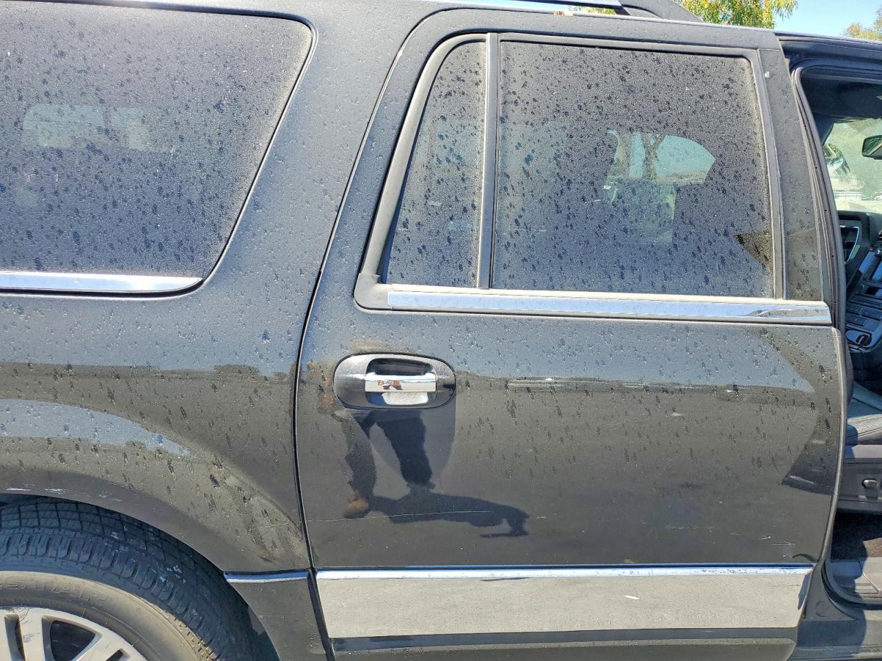 2011 Lincoln Navigator L Черный vin: 5LMJJ3J57BEJ00432