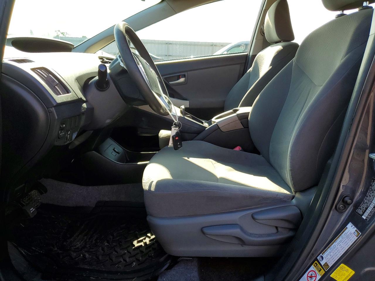 2013 Toyota Prius Two Gray vin: JTDKN3DU3D5574688