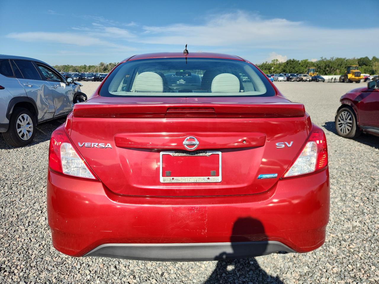 2015 Nissan Versa 1.6 Sv Red vin: 3N1CN7AP8FL941326