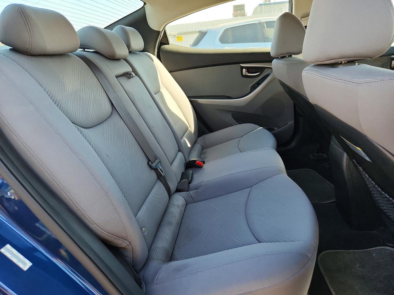 2013 Hyundai Elantra Gls Blue vin: KMHDH4AEXDU963591
