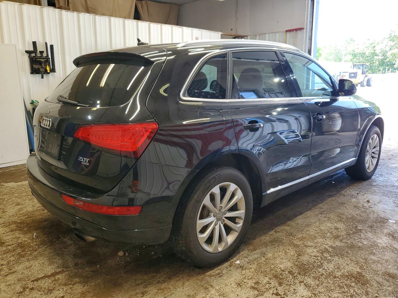 2013 Audi Q5 Premium Black vin: WA1CFBFPXDA051110