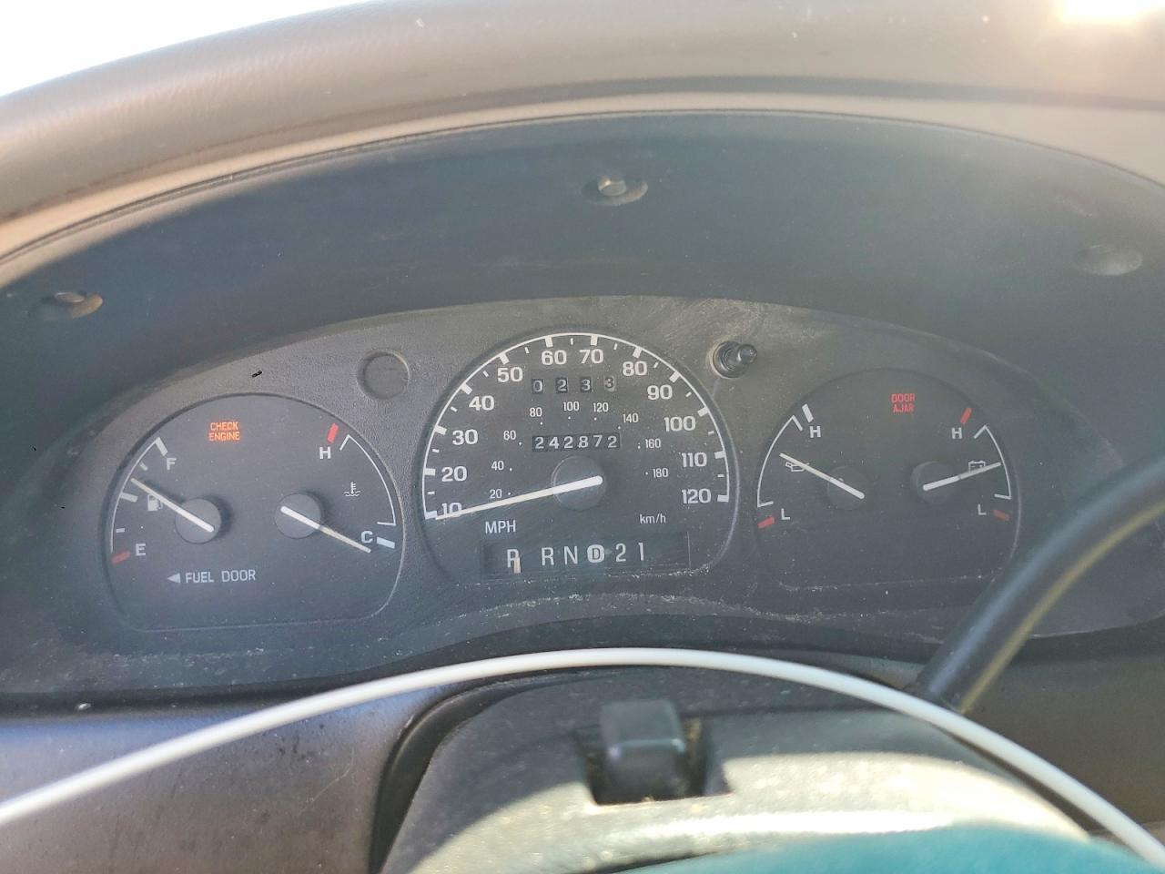 2000 Ford Ranger Super Cab White vin: 1FTYR14V4YPA04897