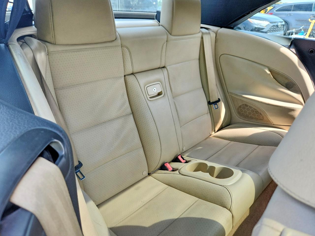 2012 Volkswagen Eos Komfort Blue vin: WVWBW7AHXCV014046