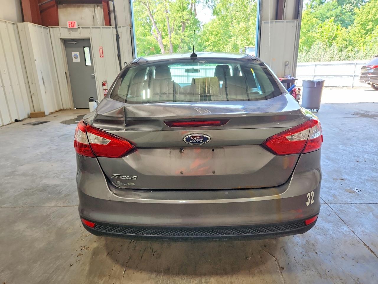 2014 Ford Focus S Gray vin: 1FADP3E2XEL291420