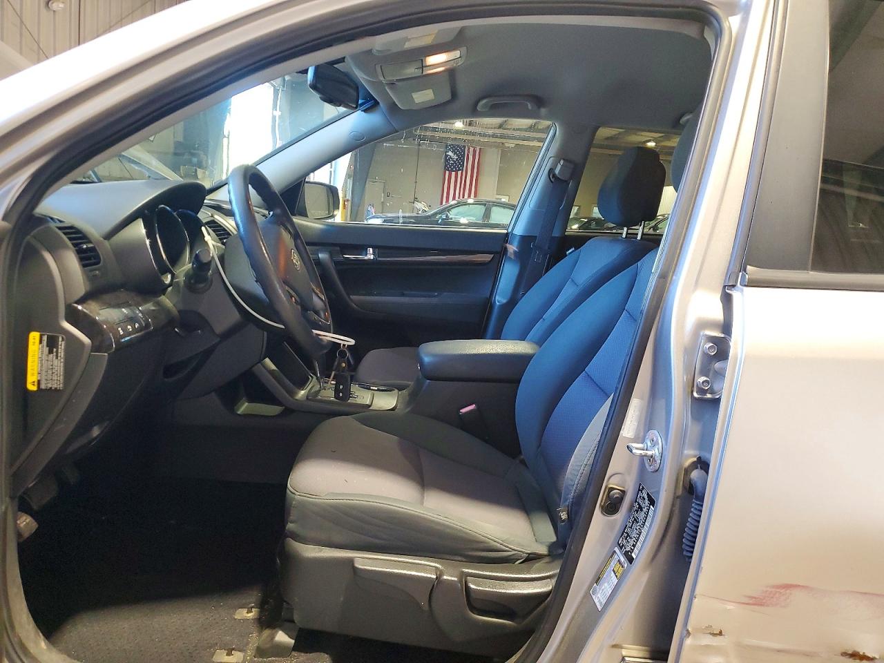 2013 Kia Sorento Lx Silver vin: 5XYKTCA61DG396931