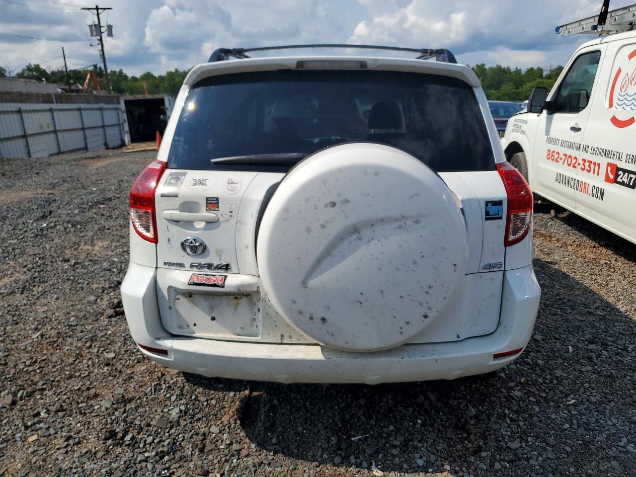 2007 Toyota Rav4 Base White vin: JTMBD33V376047276