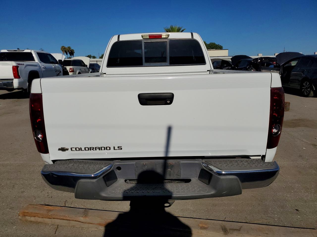 2005 Chevrolet Colorado White vin: 1GCDS196X58102990