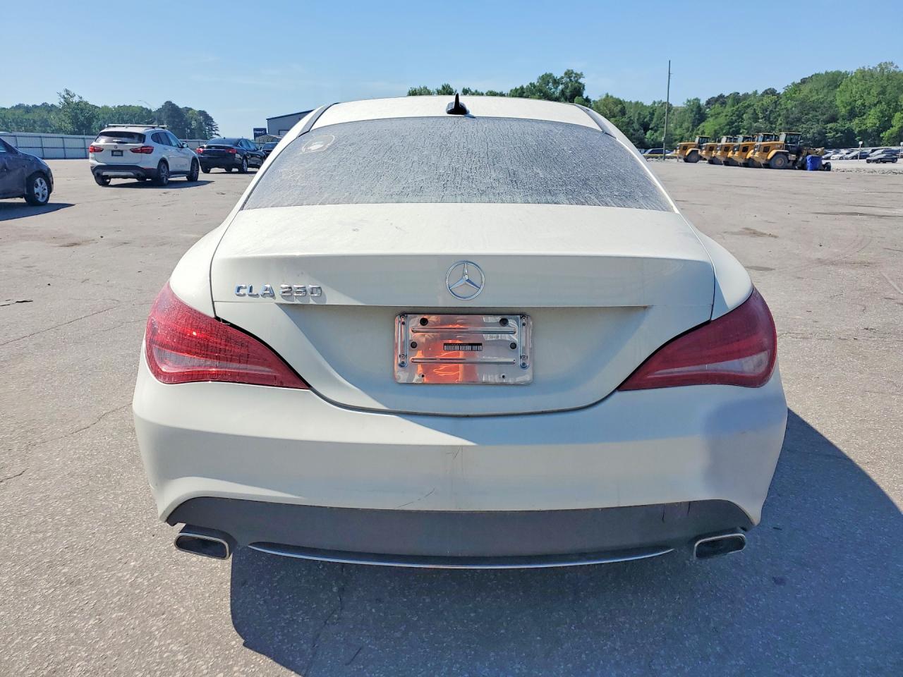 2014 Mercedes-benz Cla 250 White vin: WDDSJ4EB3EN143855