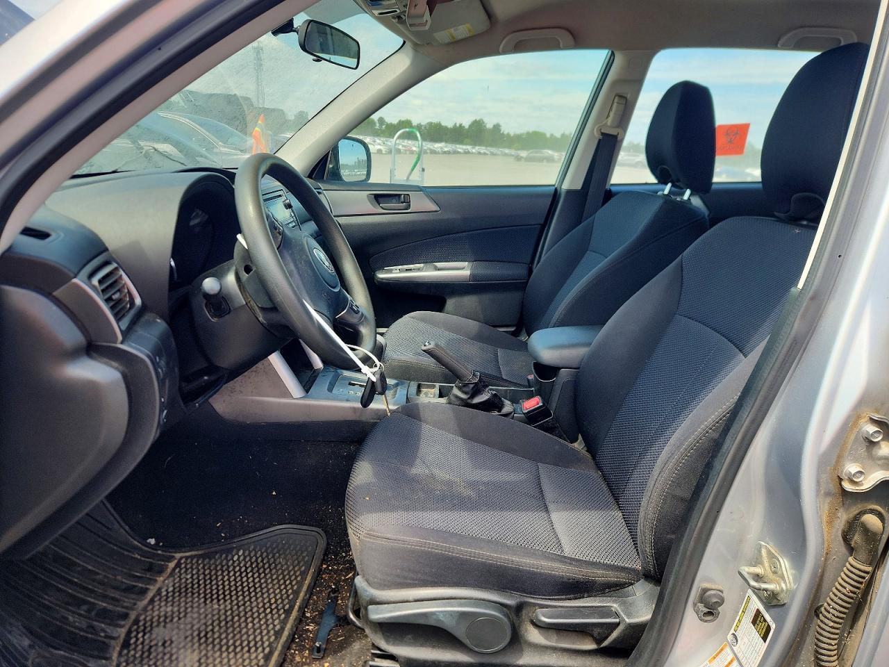 2013 Subaru Forester 2.5x Silver vin: JF2SHABC5DH401339