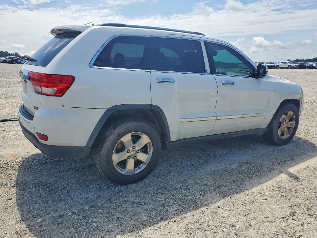 2013 Jeep Grand Cherokee Limited White vin: 1C4RJEBGXDC656691