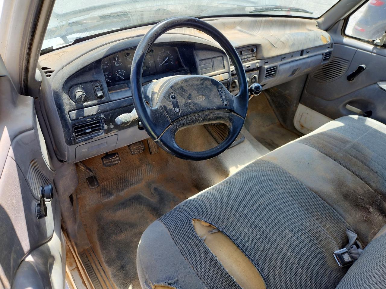 1997 Ford F250 White vin: 3FTHF25H6VMA72630