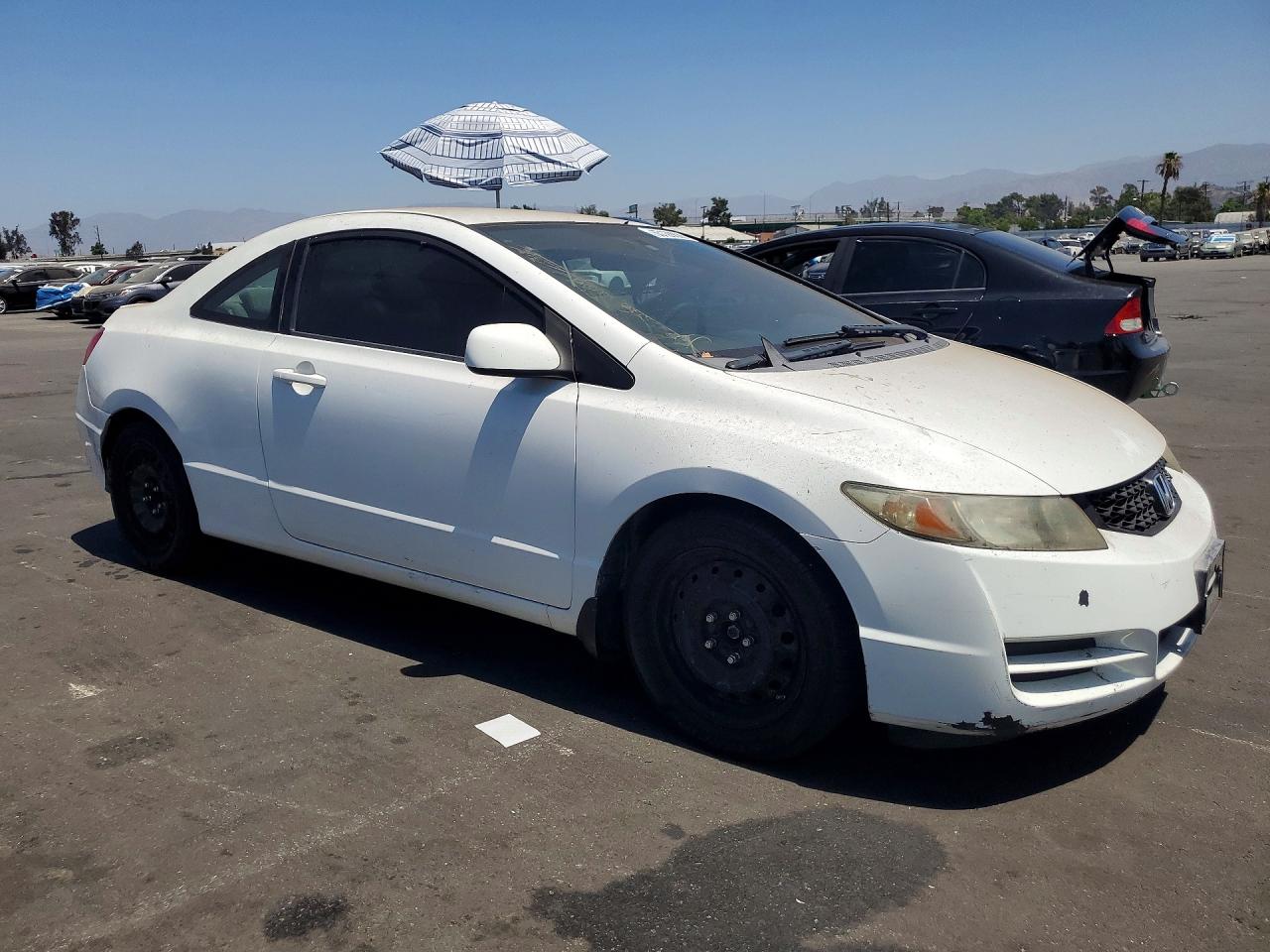 2009 Honda Civic Lx White vin: 2HGFG12649H537896