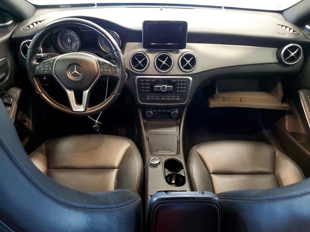 2014 Mercedes-benz Cla 250 White vin: WDDSJ4EB8EN049177