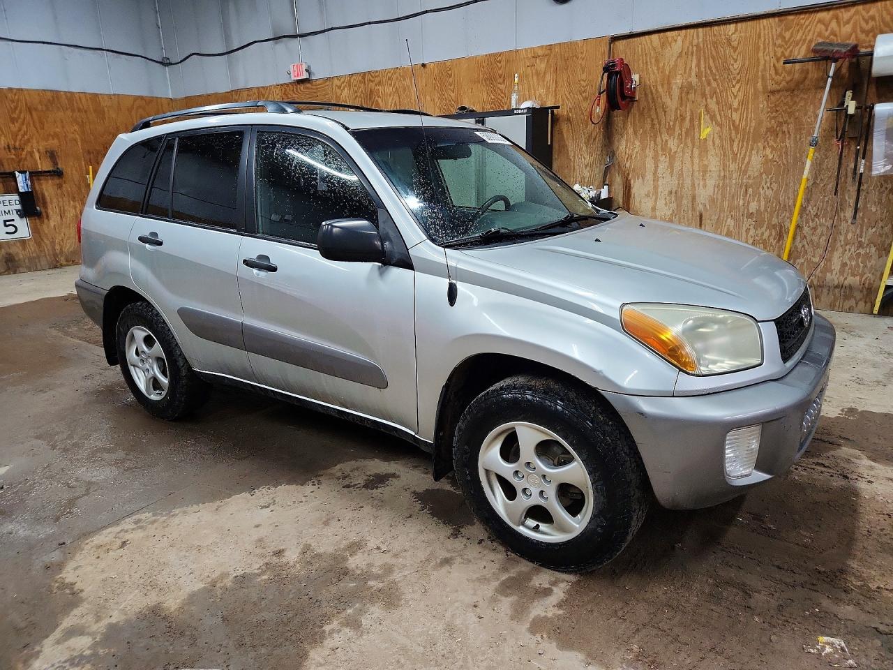 2002 Toyota Rav4 Base Silver vin: JTEHH20V026024295