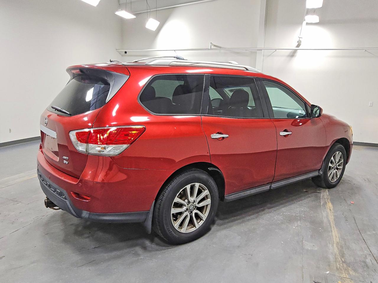 2013 Nissan Pathfinder S Red vin: 5N1AR2MM8DC603457