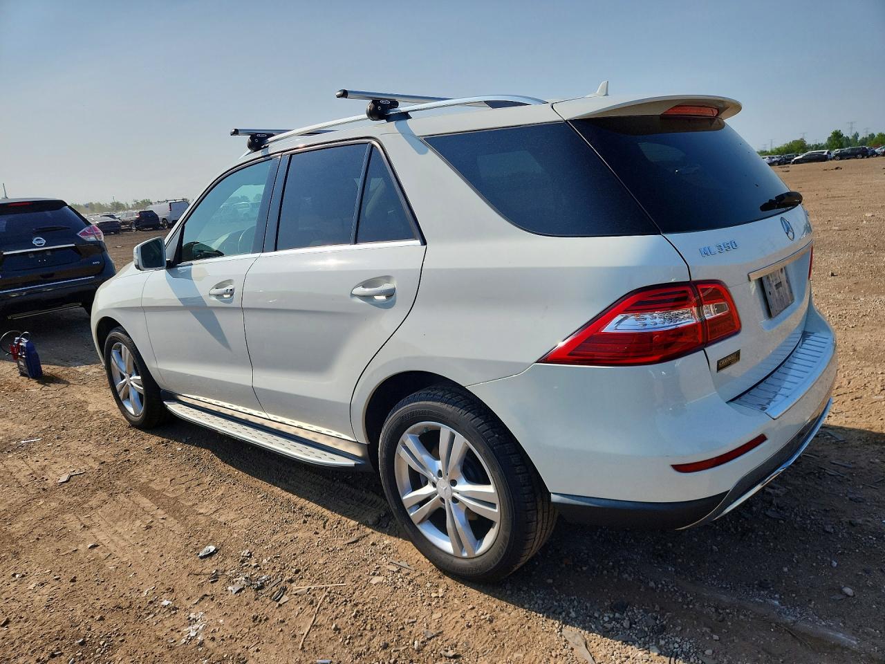 2013 Mercedes-benz Ml 350 4matic White vin: 4JGDA5HB8DA159684