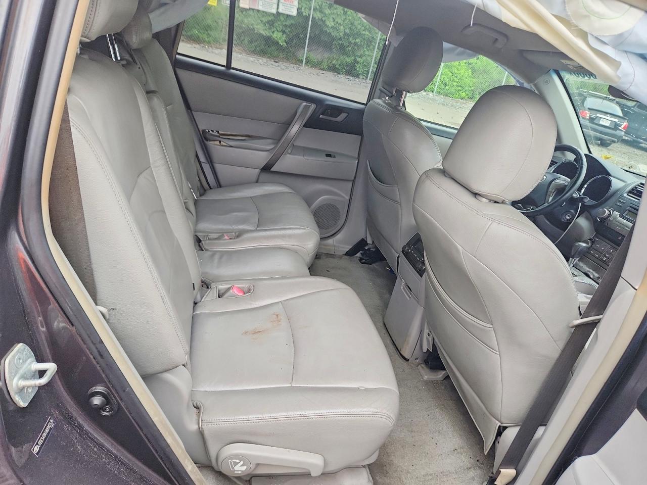 2008 Toyota Highlander Sport Gray vin: JTEES43A182042135