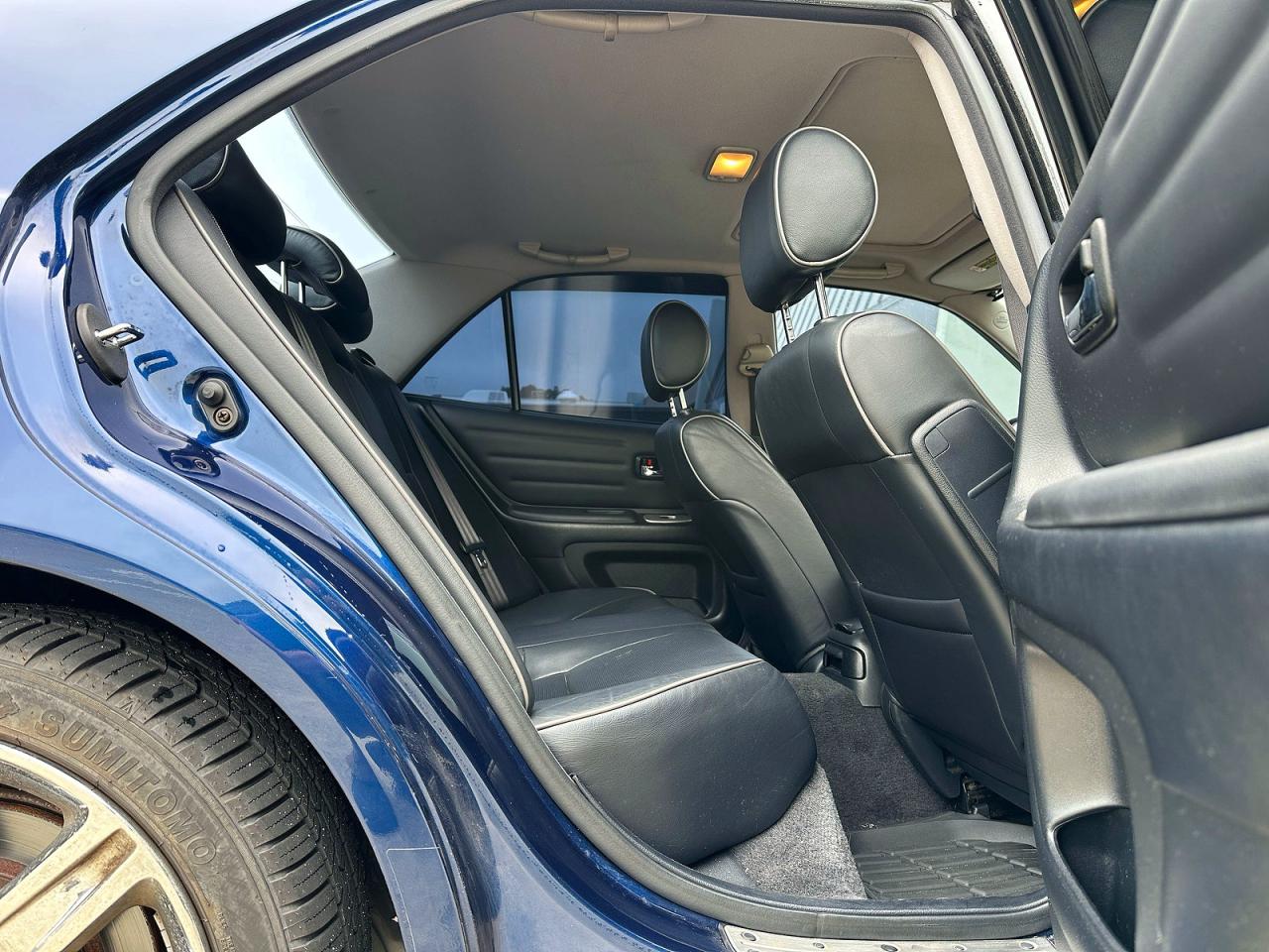 2004 Lexus Is 300 Base Blue vin: JTHBD192X40091774