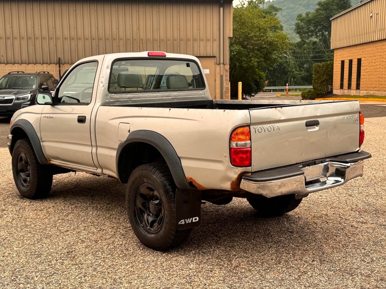 2003 Toyota Tacoma Base Gold vin: 5TEPM62N13Z178633